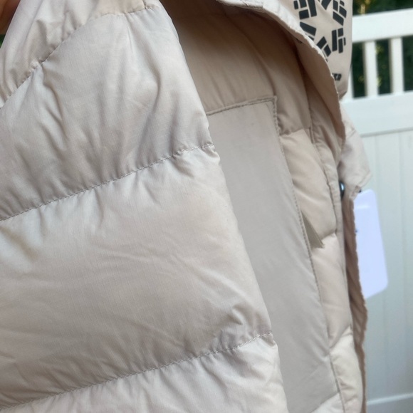 Obermeyer Down Explorer Shirt Jacket Cement Beige NEW small men’s, medium women - Picture 4 of 16